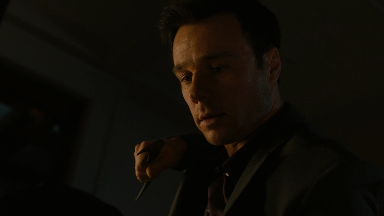 Charmed-Online-dot-nl_Charmed2x06WhenSparksFly02183.jpg