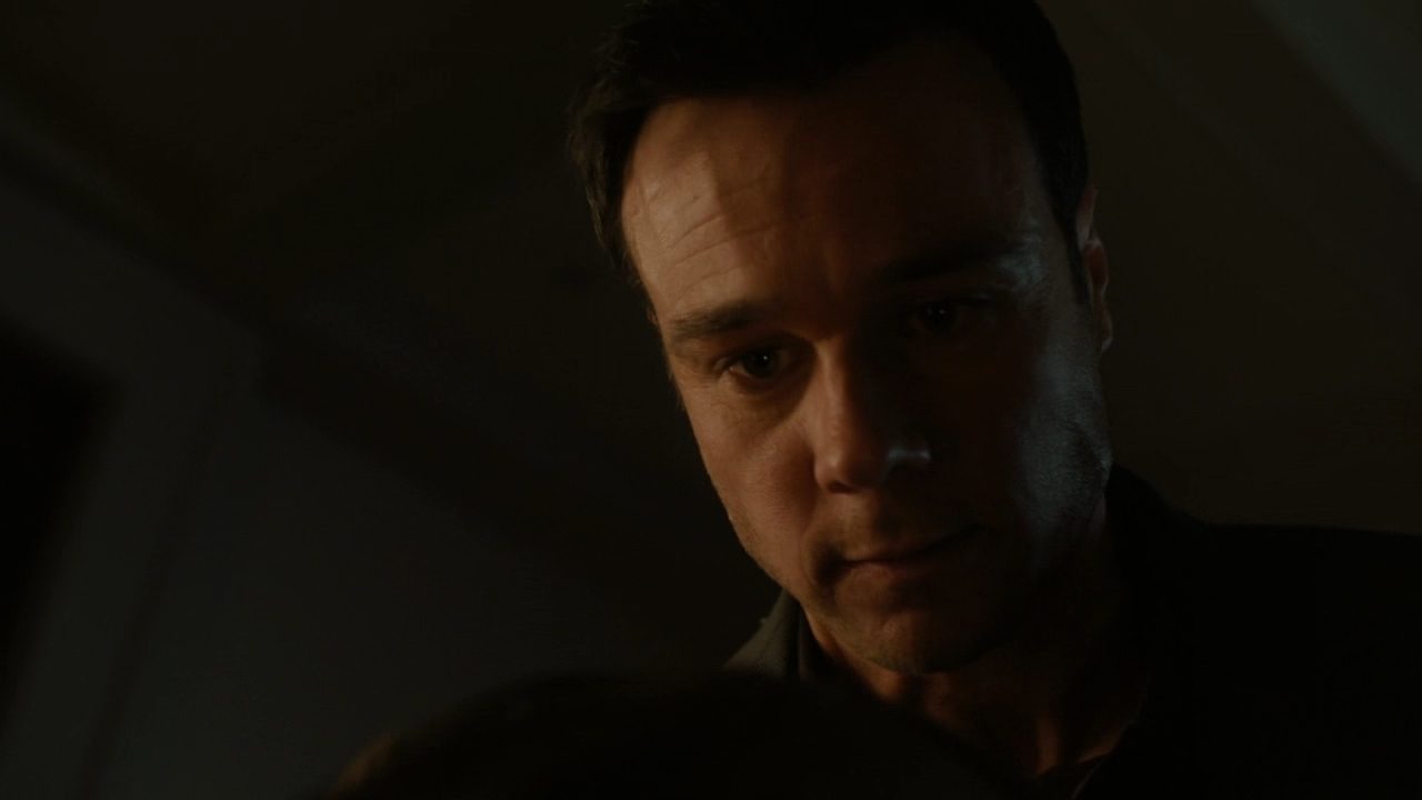 Charmed-Online-dot-nl_Charmed2x06WhenSparksFly02191.jpg