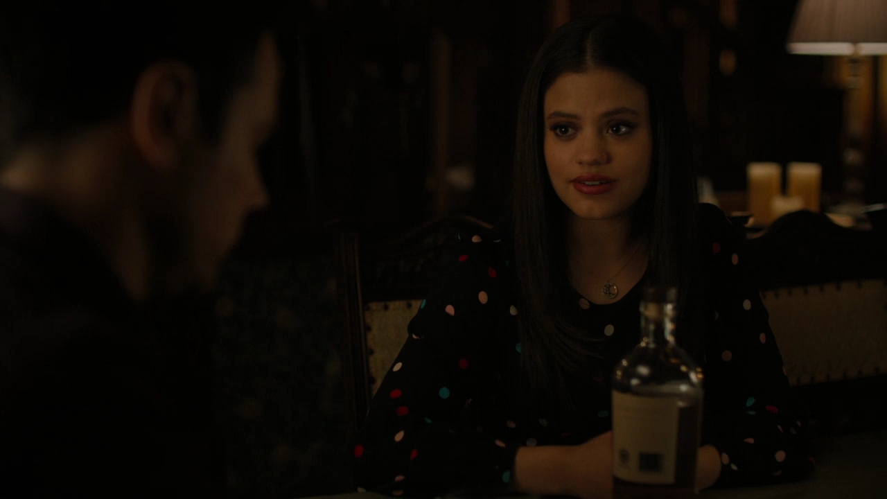 Charmed-Online-dot-nl_Charmed2x06WhenSparksFly02219.jpg