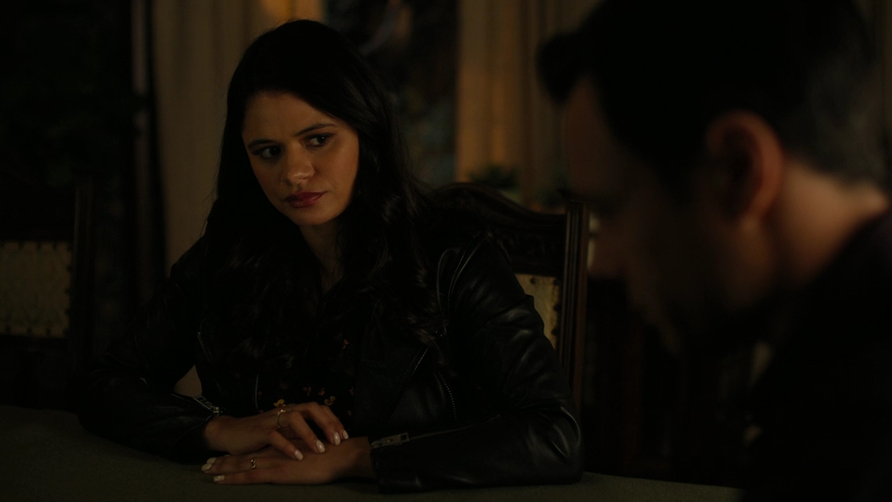 Charmed-Online-dot-nl_Charmed2x06WhenSparksFly02255.jpg