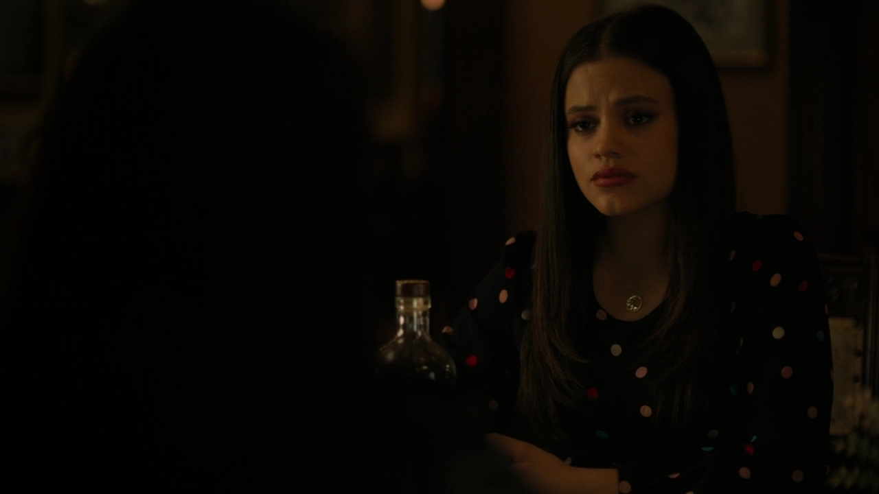 Charmed-Online-dot-nl_Charmed2x06WhenSparksFly02276.jpg