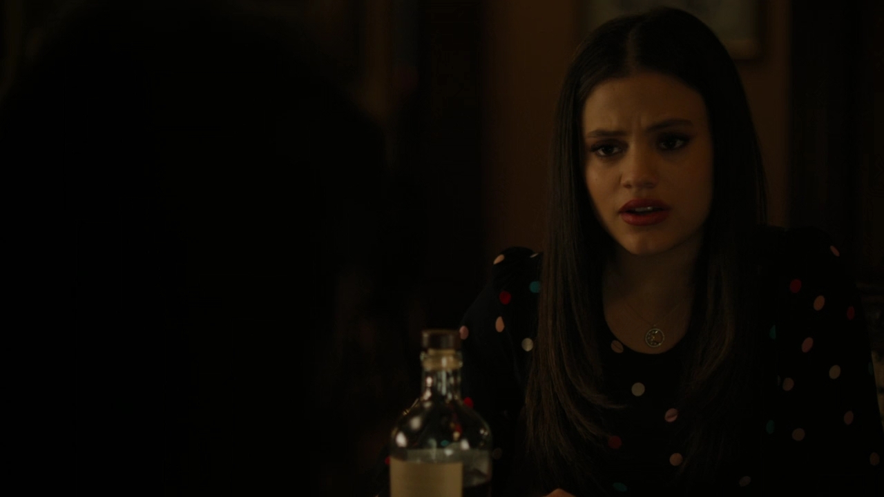 Charmed-Online-dot-nl_Charmed2x06WhenSparksFly02287.jpg