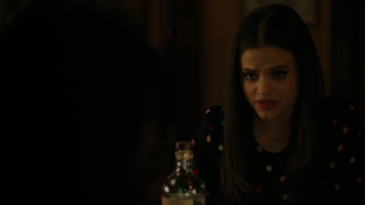 Charmed-Online-dot-nl_Charmed2x06WhenSparksFly02290.jpg