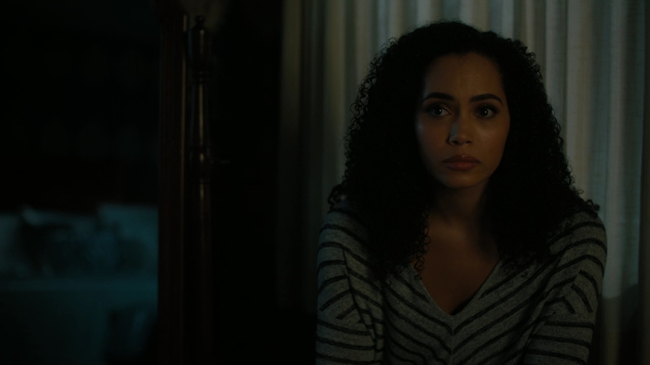 Charmed-Online-dot-nl_Charmed2x06WhenSparksFly02305.jpg