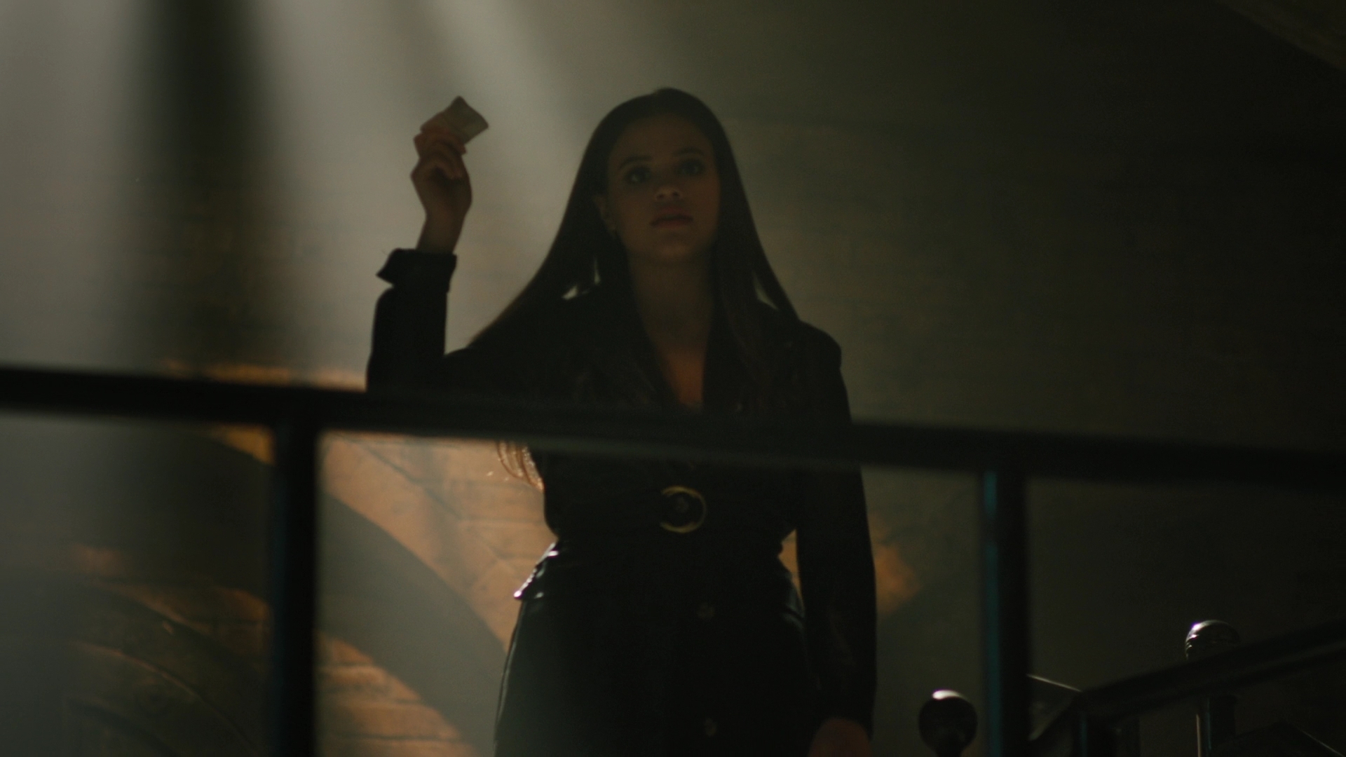 charmed-online-dot-nl_Charmed-2x07PastIsPresent0136.jpg