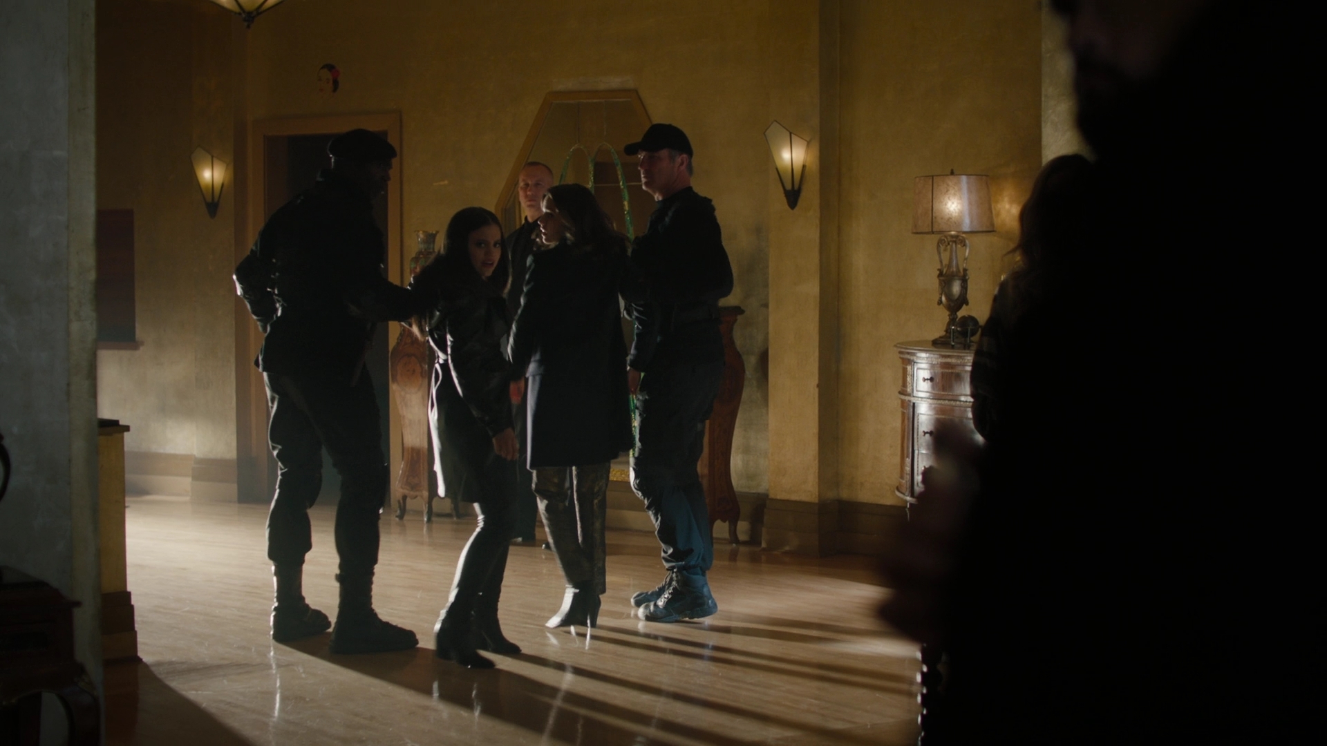 charmed-online-dot-nl_Charmed-2x07PastIsPresent1128.jpg charmed-online-dot-nl_Charmed-2x07PastIsPresent1128.jpg