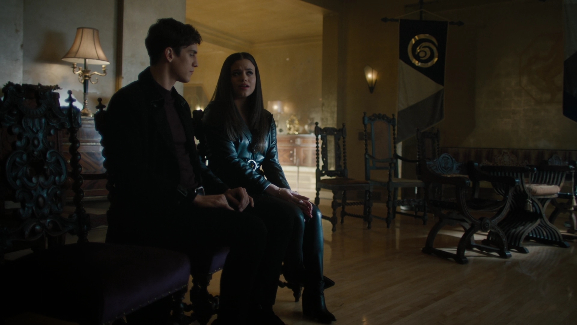 charmed-online-dot-nl_Charmed-2x07PastIsPresent1341.jpg charmed-online-dot-nl_Charmed-2x07PastIsPresent1341.jpg