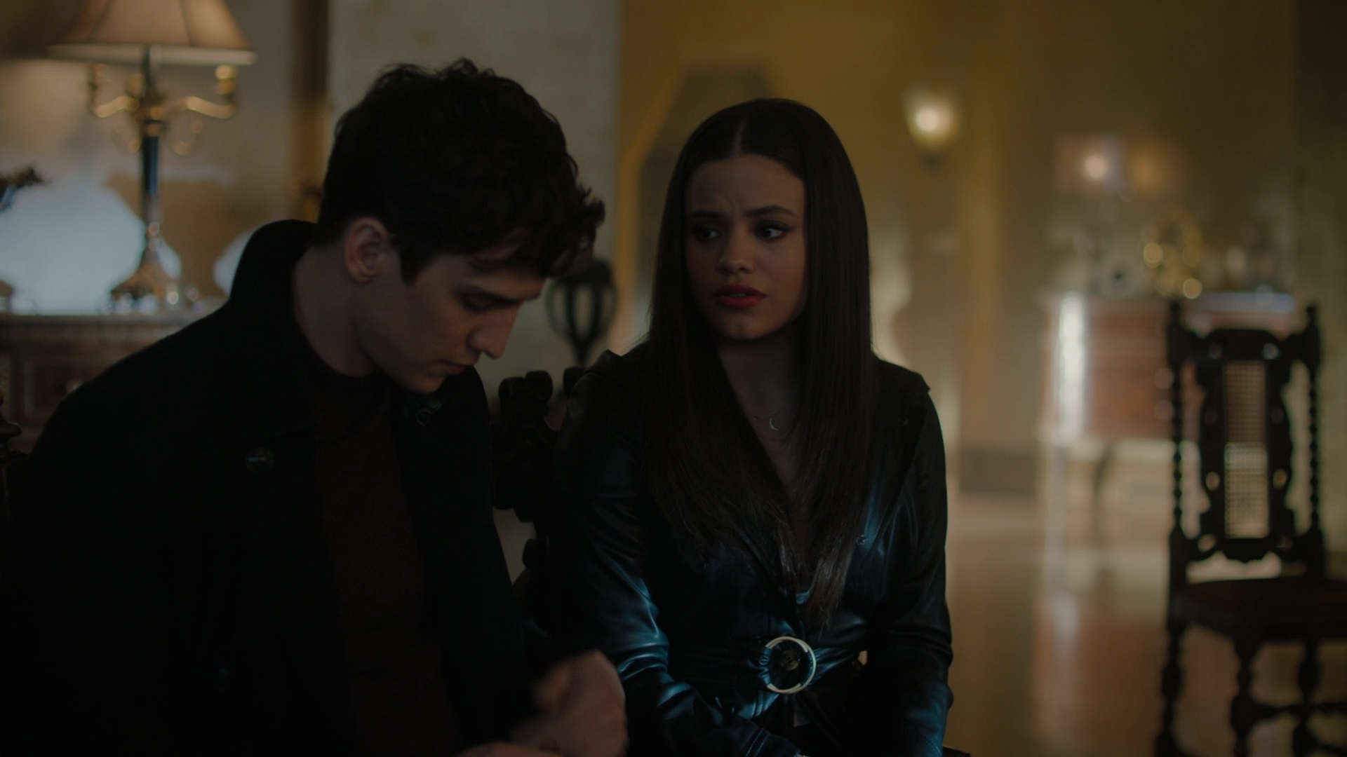 charmed-online-dot-nl_Charmed-2x07PastIsPresent1426.jpg
