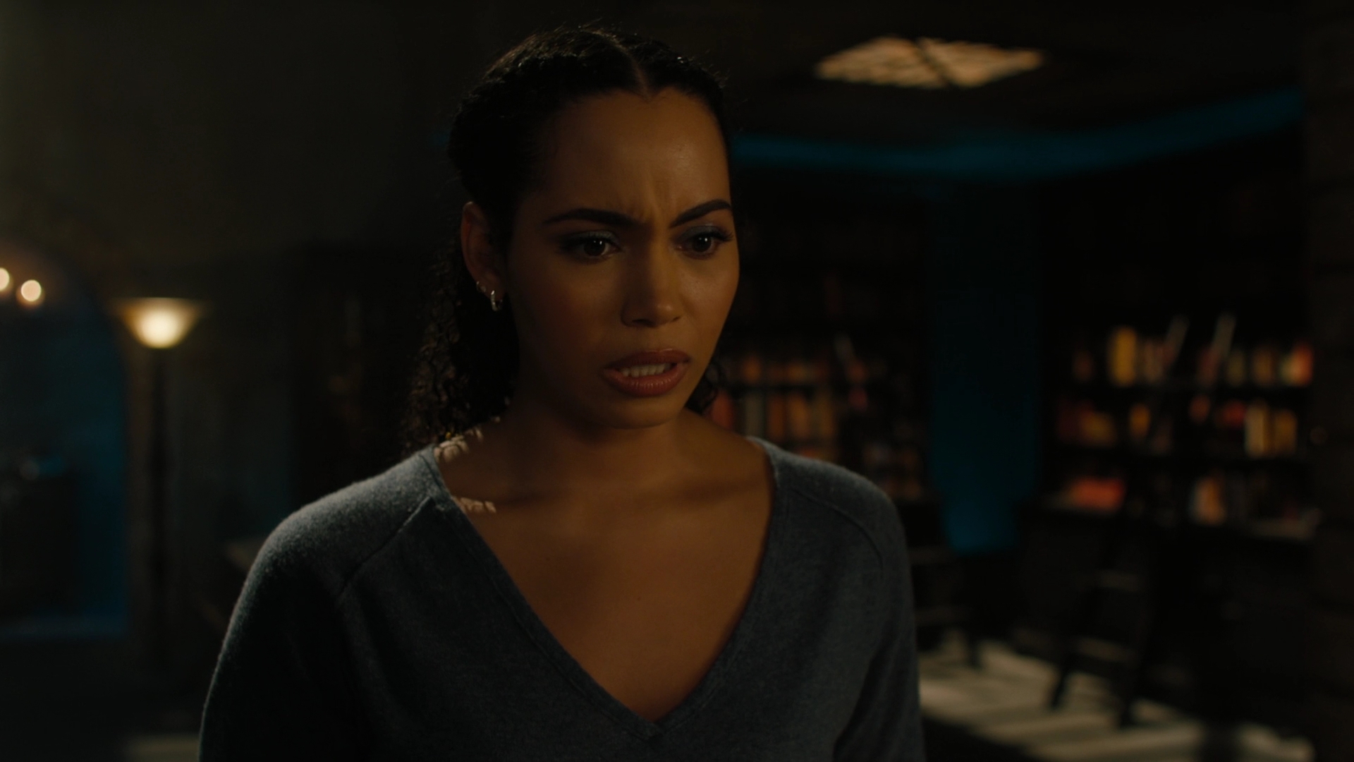 charmed-online-dot-nl_Charmed-2x07PastIsPresent1596.jpg