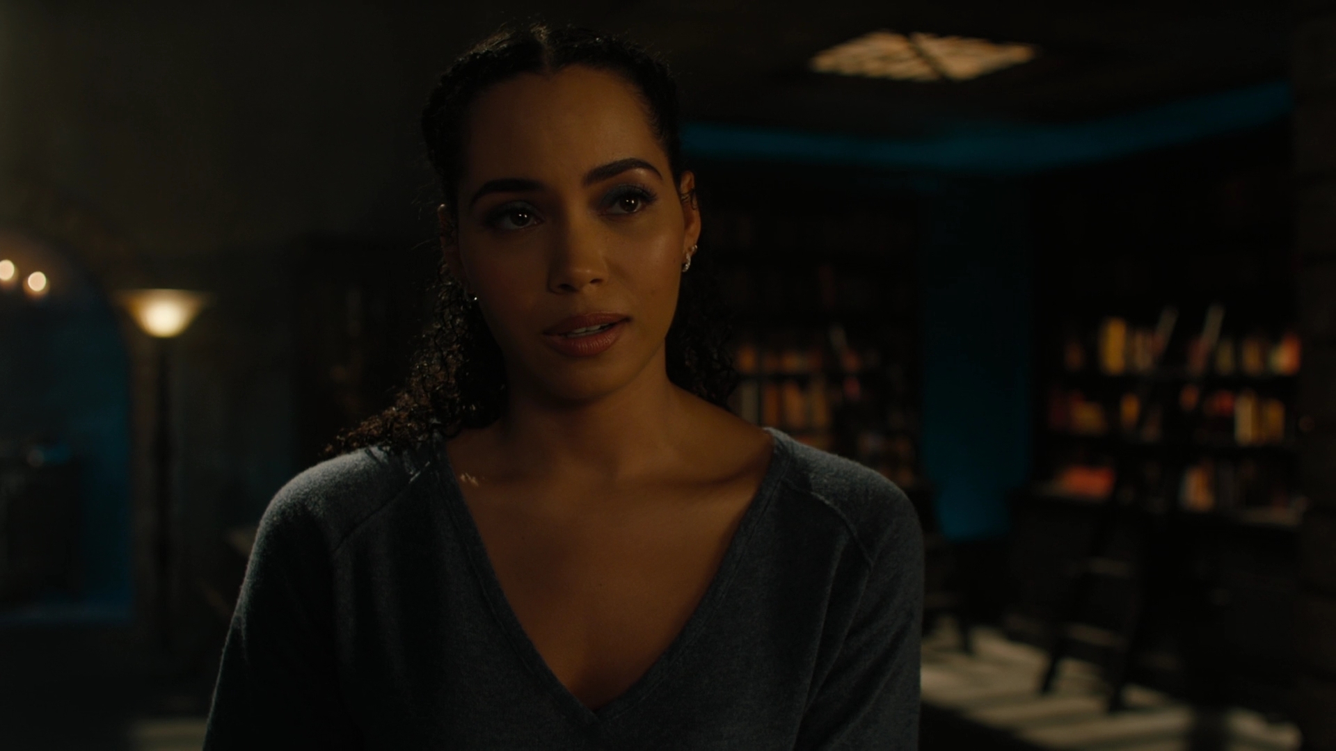 charmed-online-dot-nl_Charmed-2x07PastIsPresent1624.jpg
