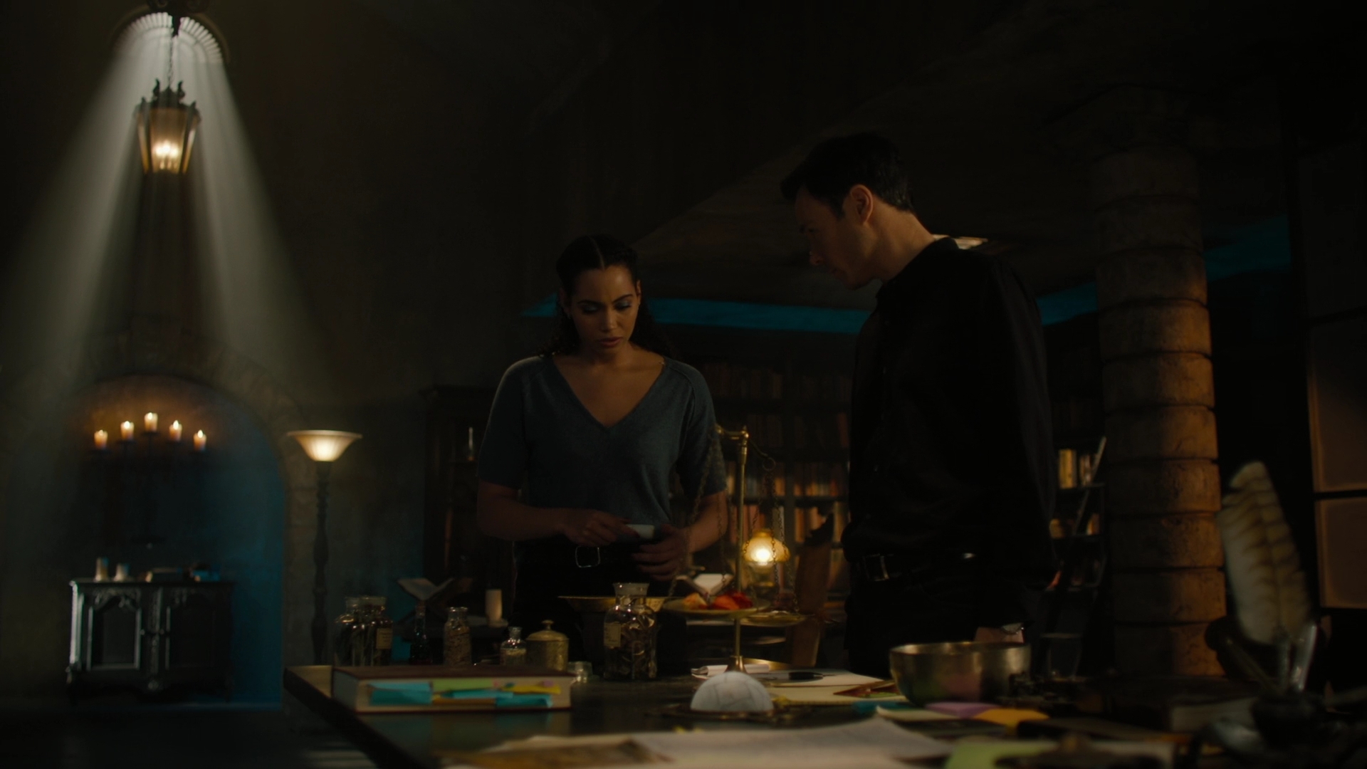 charmed-online-dot-nl_Charmed-2x07PastIsPresent1895.jpg charmed-online-dot-nl_Charmed-2x07PastIsPresent1895.jpg