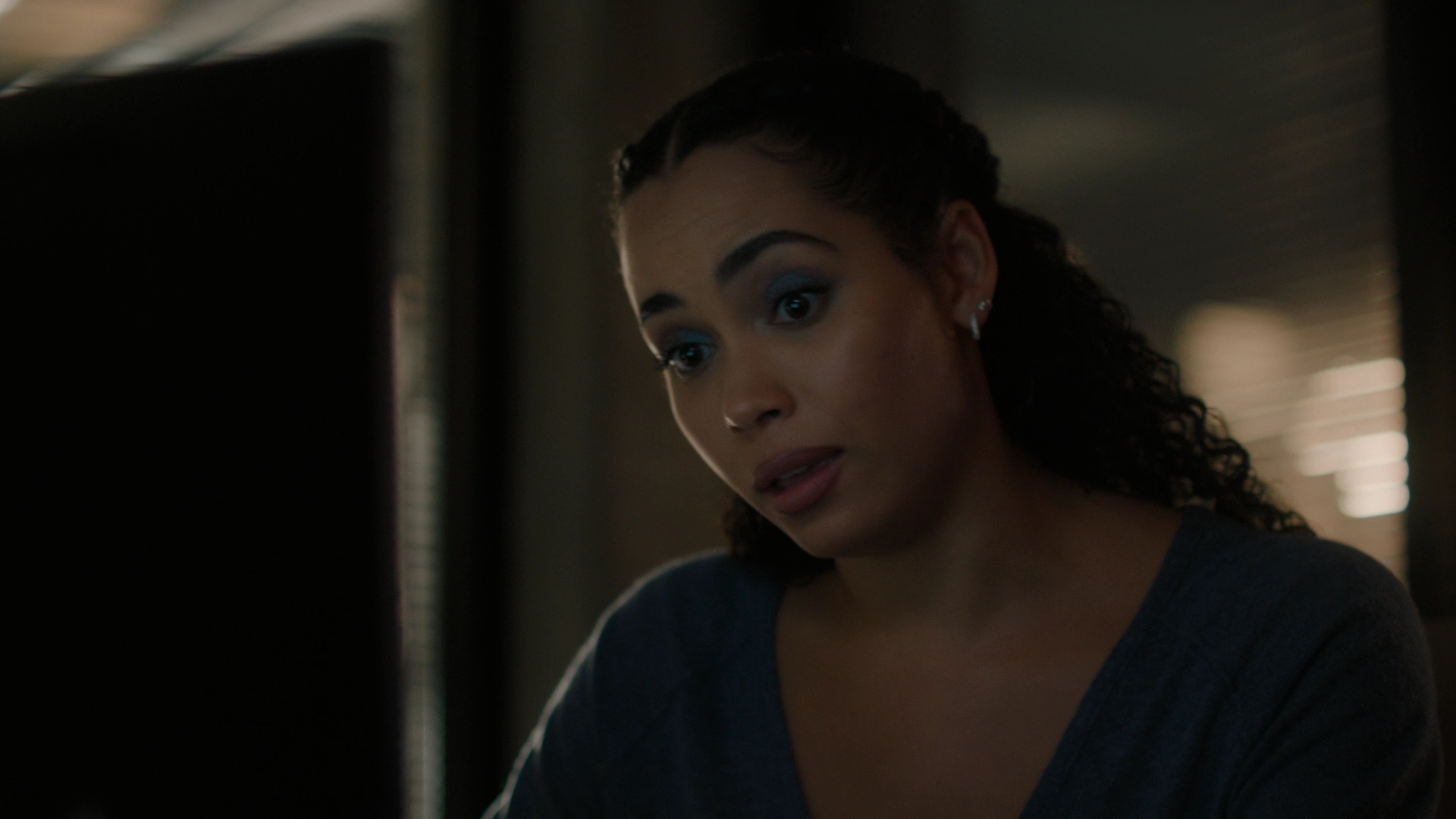 charmed-online-dot-nl_Charmed-2x07PastIsPresent2173.jpg
