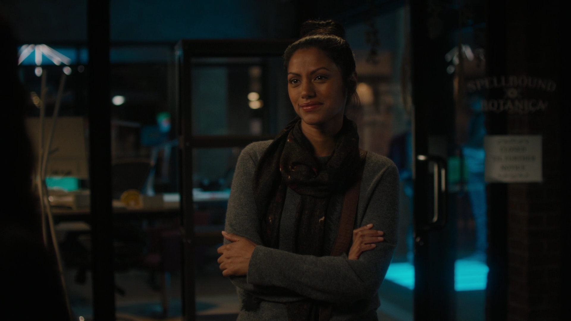 charmed-online-dot-nl_Charmed-2x07PastIsPresent2209.jpg