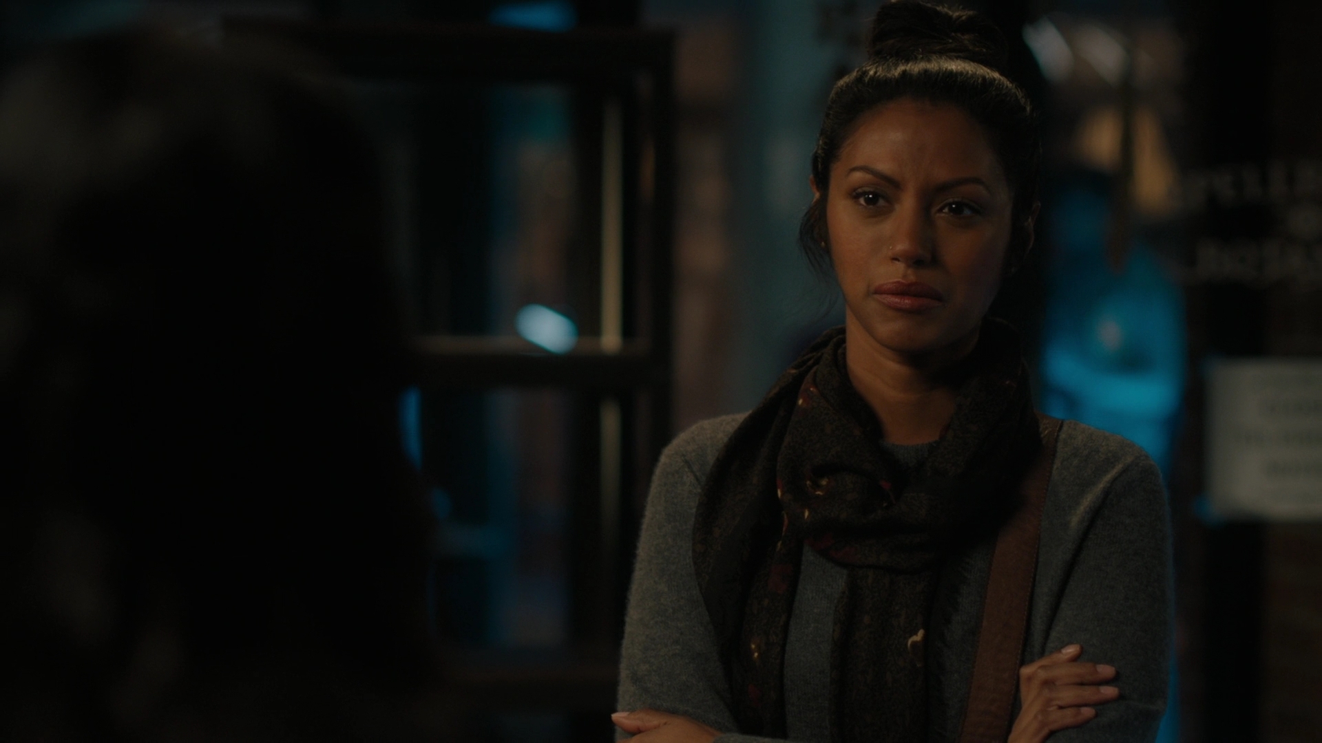 charmed-online-dot-nl_Charmed-2x07PastIsPresent2221.jpg