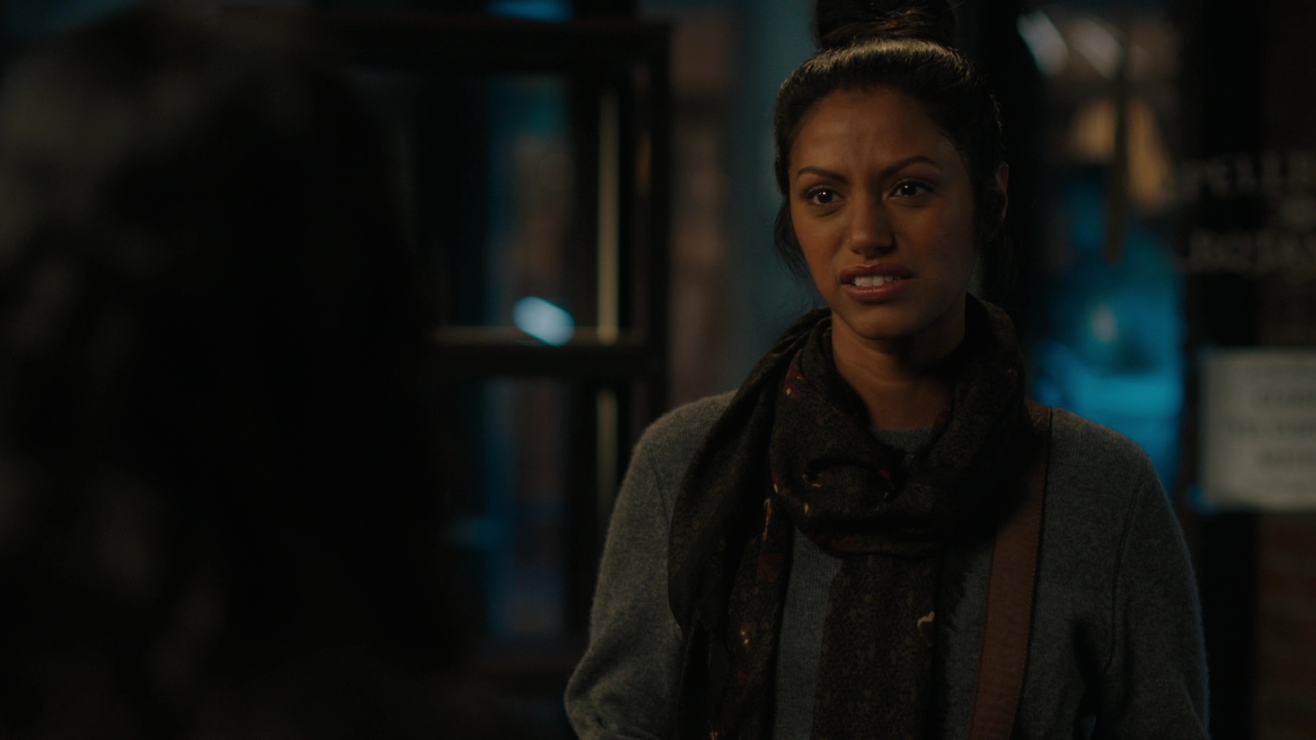 charmed-online-dot-nl_Charmed-2x07PastIsPresent2242.jpg