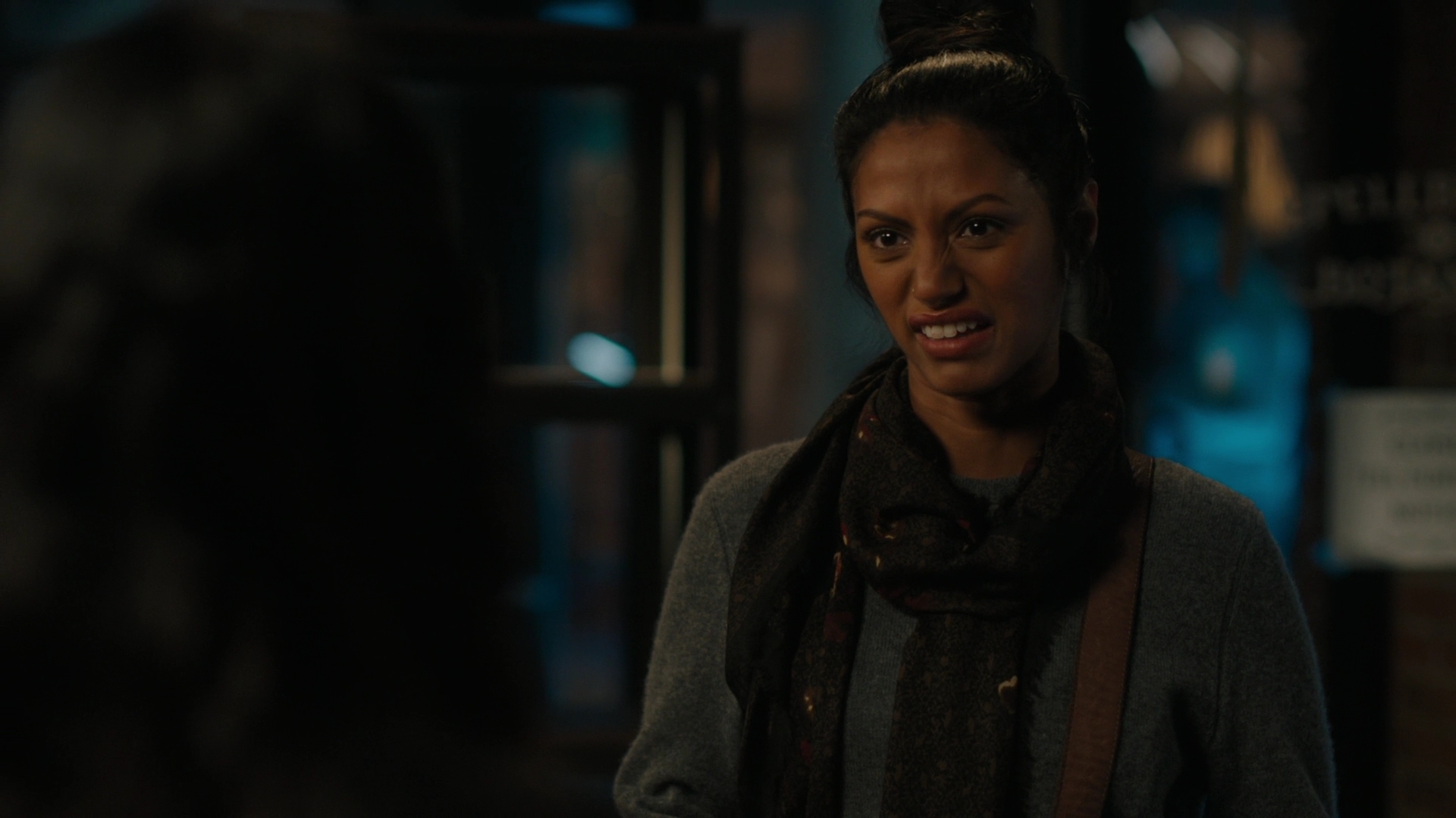 charmed-online-dot-nl_Charmed-2x07PastIsPresent2244.jpg