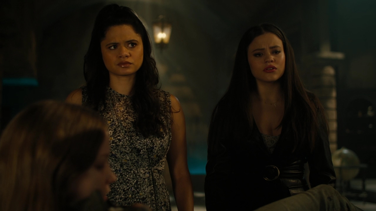 Charmed-Online-dot-nl_Charmed2x08TheRulesOfEngagement0100.jpg