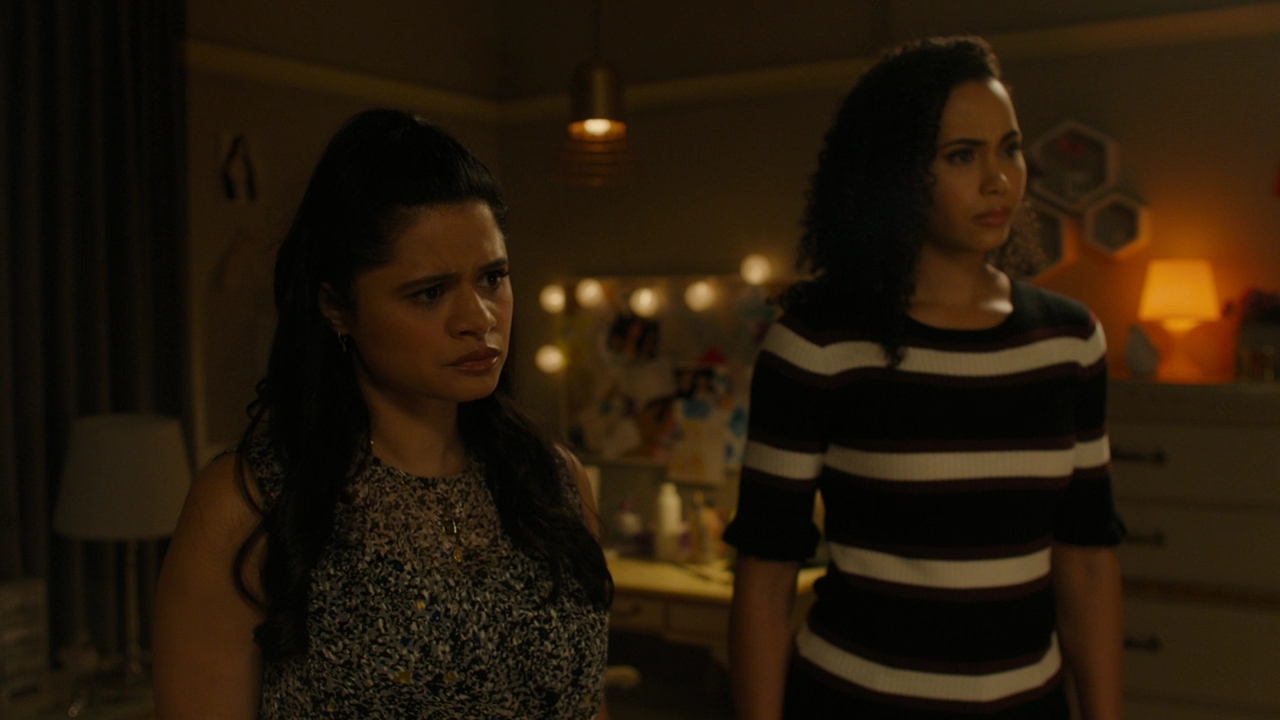 Charmed-Online-dot-nl_Charmed2x08TheRulesOfEngagement0229.jpg Charmed-Online-dot-nl_Charmed2x08TheRulesOfEngagement0229.jpg