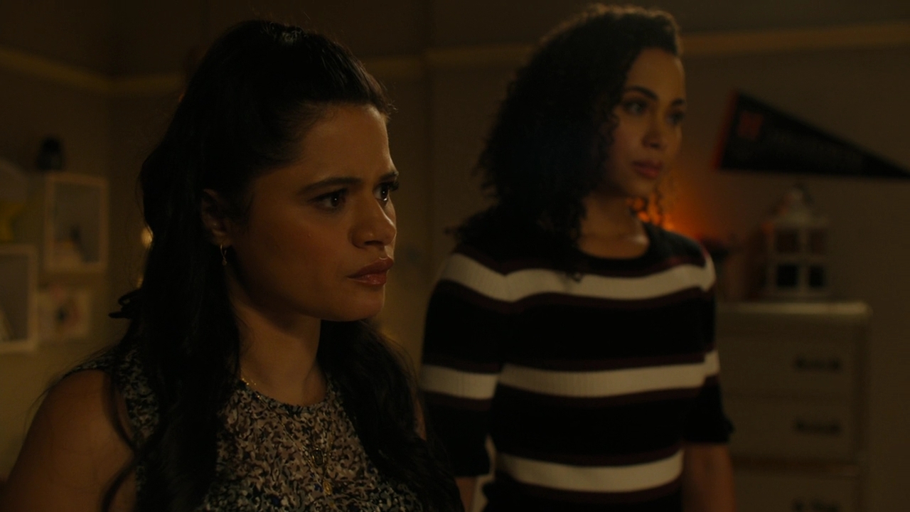 Charmed-Online-dot-nl_Charmed2x08TheRulesOfEngagement0244.jpg