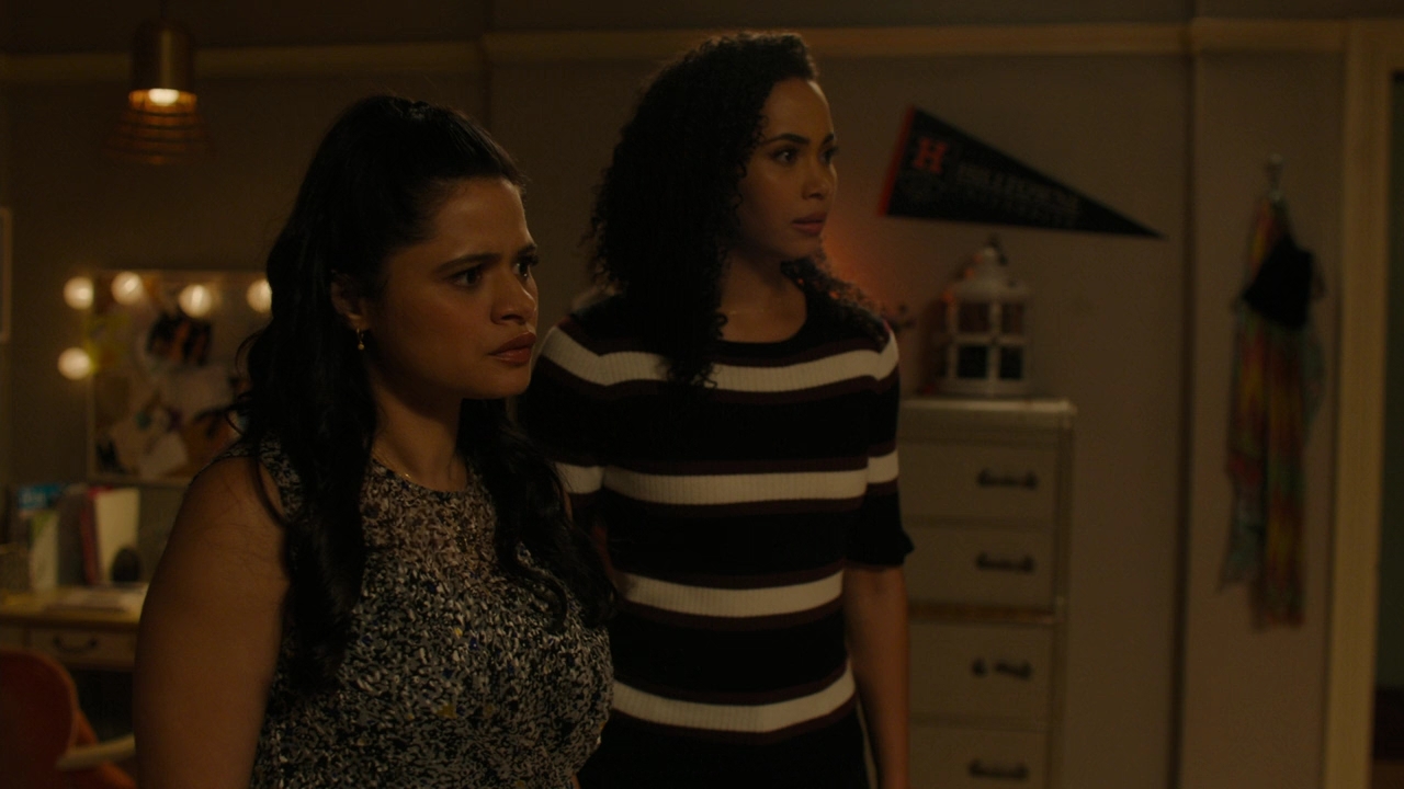 Charmed-Online-dot-nl_Charmed2x08TheRulesOfEngagement0257.jpg