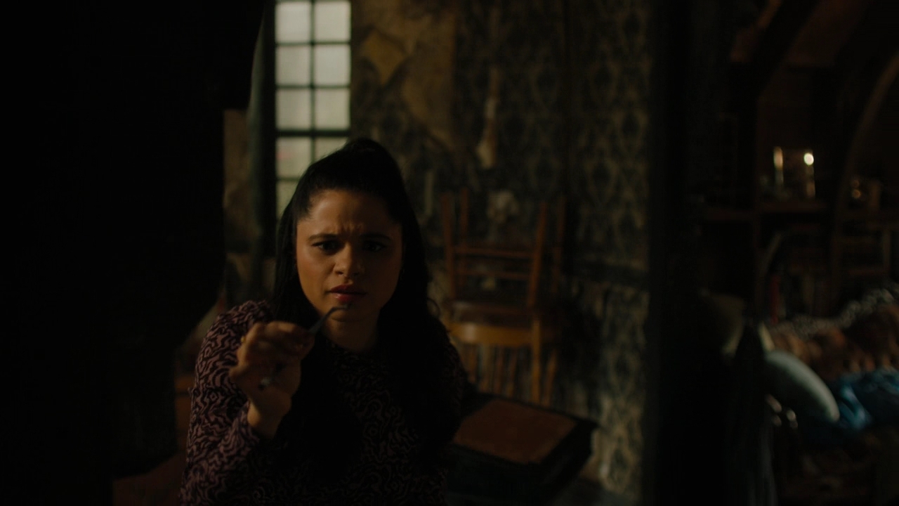 Charmed-Online-dot-nl_Charmed2x08TheRulesOfEngagement0686.jpg