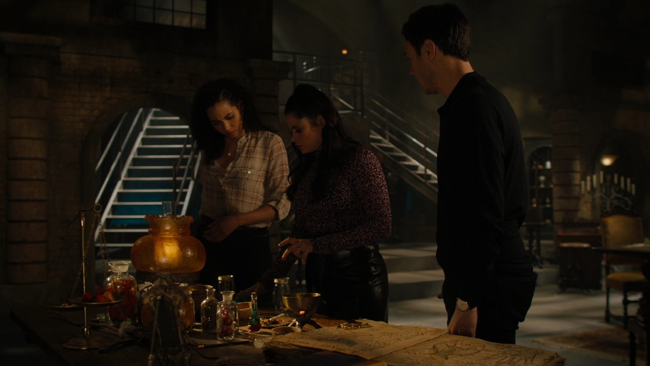 Charmed-Online-dot-nl_Charmed2x08TheRulesOfEngagement0831.jpg Charmed-Online-dot-nl_Charmed2x08TheRulesOfEngagement0831.jpg