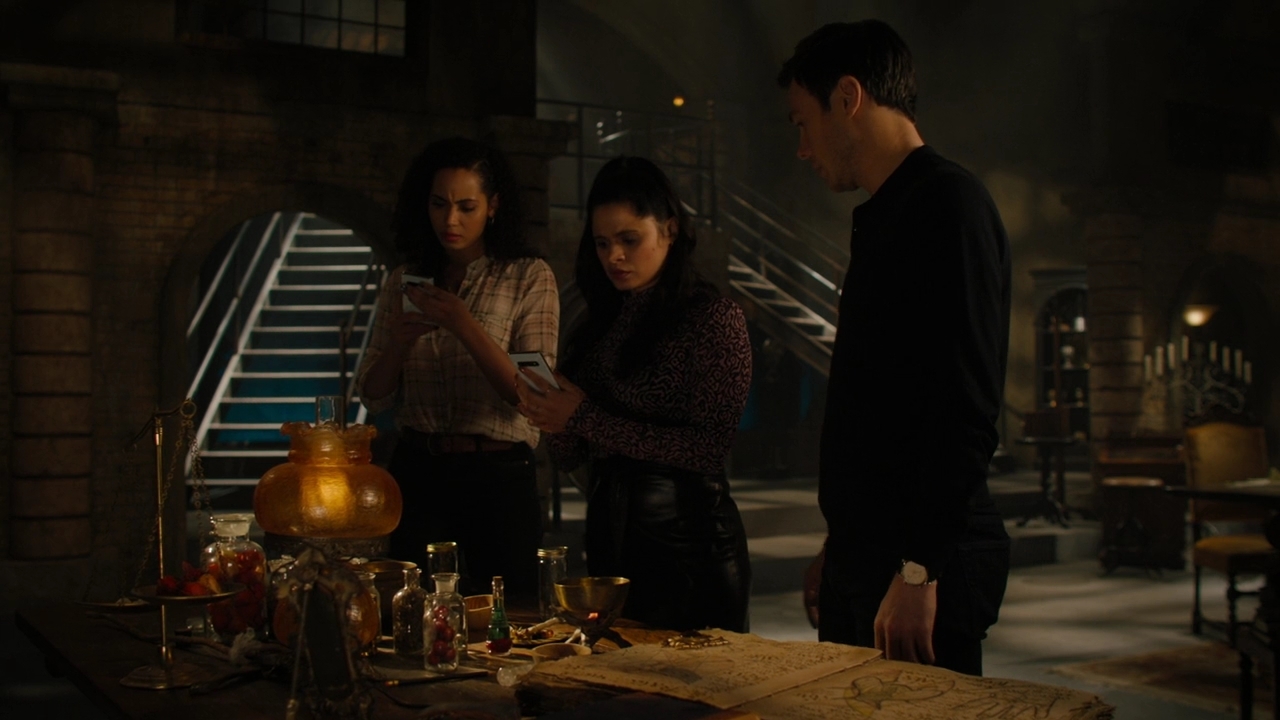 Charmed-Online-dot-nl_Charmed2x08TheRulesOfEngagement0833.jpg