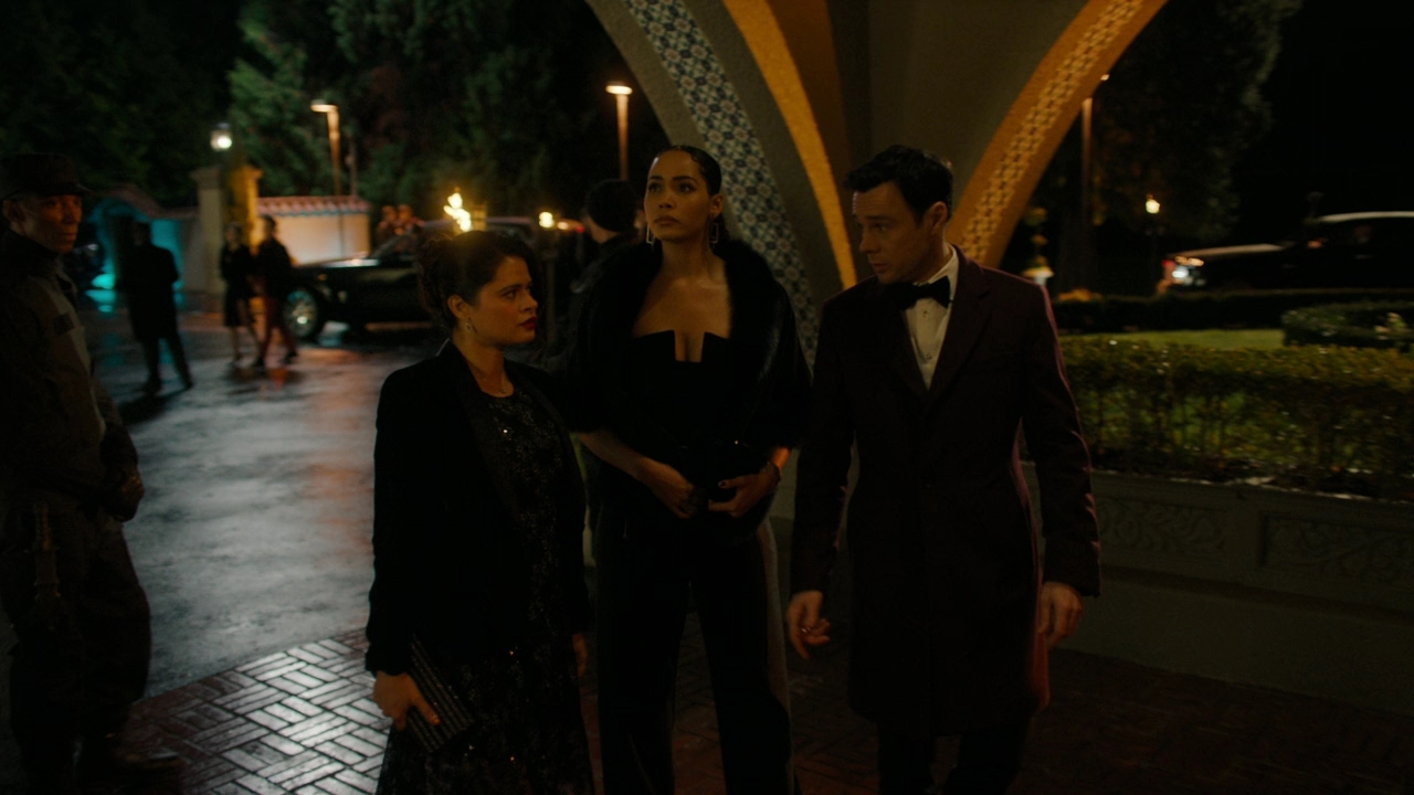 Charmed-Online-dot-nl_Charmed2x08TheRulesOfEngagement0875.jpg