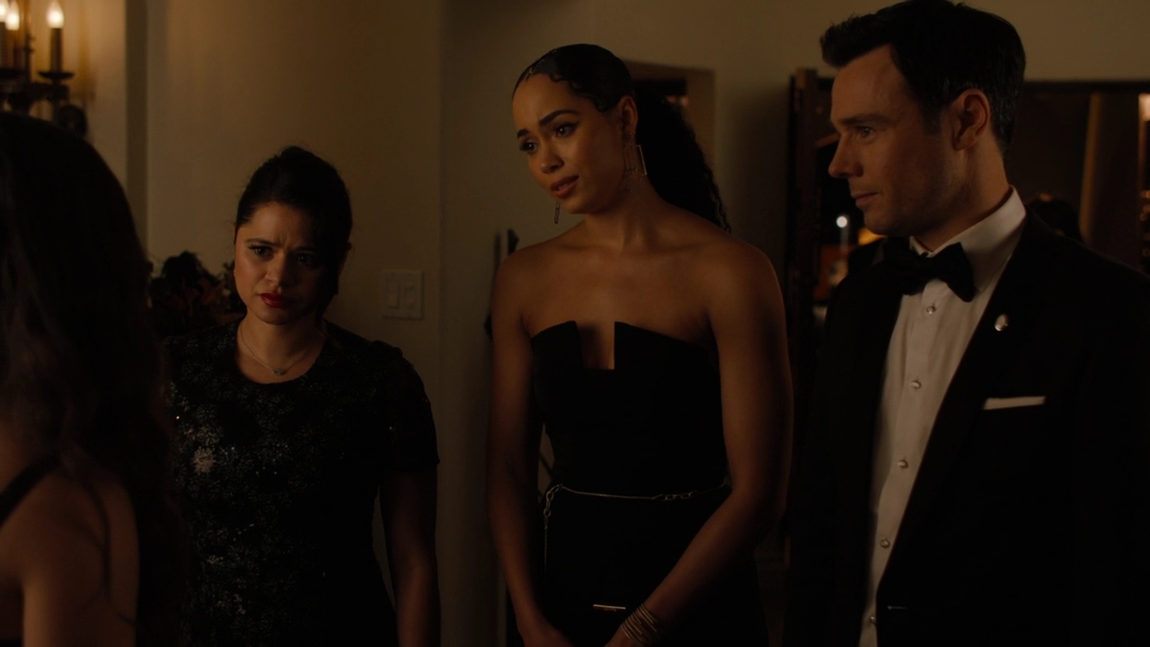 Charmed-Online-dot-nl_Charmed2x08TheRulesOfEngagement0912.jpg Charmed-Online-dot-nl_Charmed2x08TheRulesOfEngagement0912.jpg