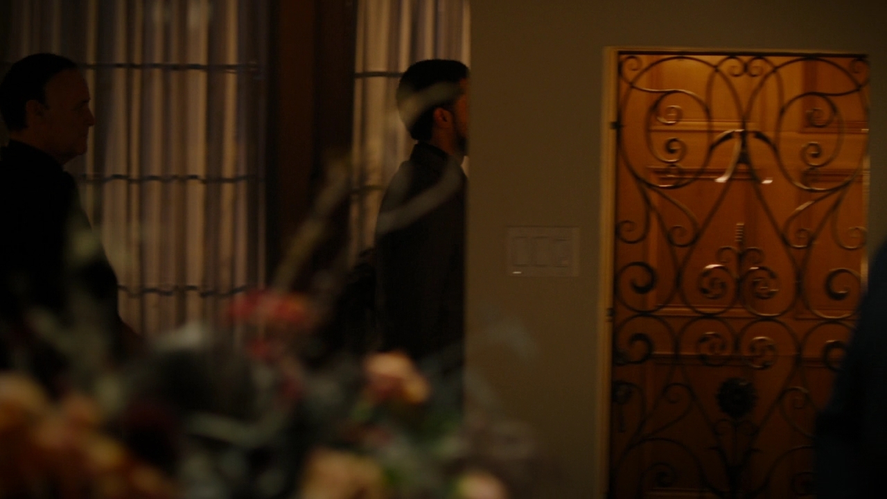 Charmed-Online-dot-nl_Charmed2x08TheRulesOfEngagement0951.jpg