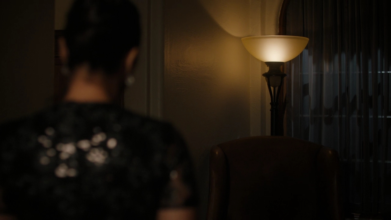 Charmed-Online-dot-nl_Charmed2x08TheRulesOfEngagement0976.jpg