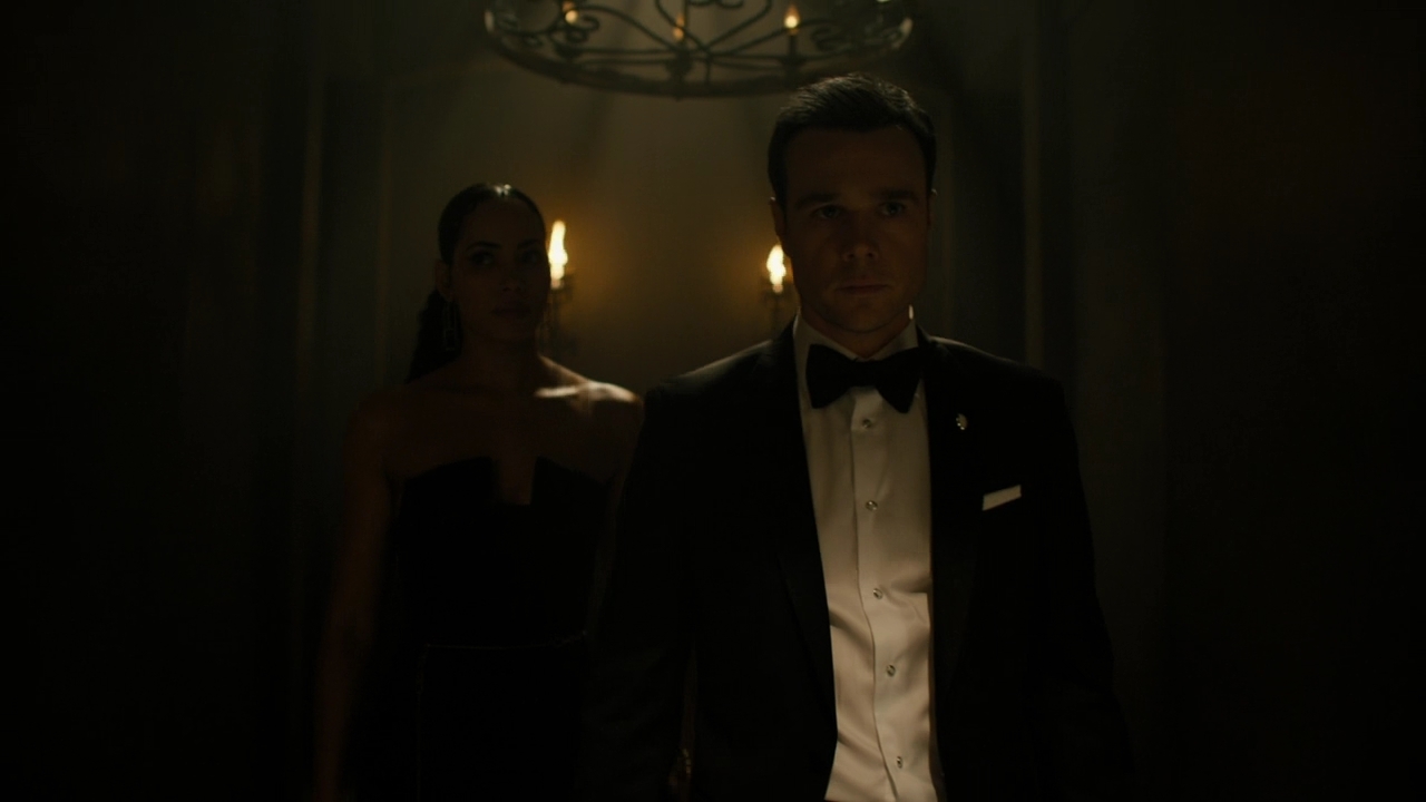 Charmed-Online-dot-nl_Charmed2x08TheRulesOfEngagement1107.jpg Charmed-Online-dot-nl_Charmed2x08TheRulesOfEngagement1107.jpg