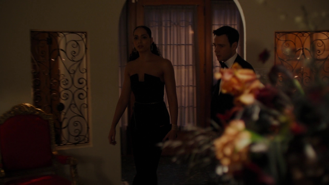 Charmed-Online-dot-nl_Charmed2x08TheRulesOfEngagement1301.jpg Charmed-Online-dot-nl_Charmed2x08TheRulesOfEngagement1301.jpg