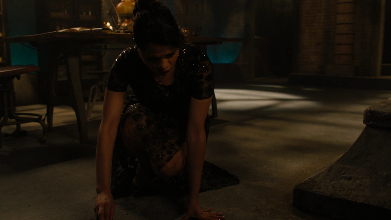 Charmed-Online-dot-nl_Charmed2x08TheRulesOfEngagement1417.jpg