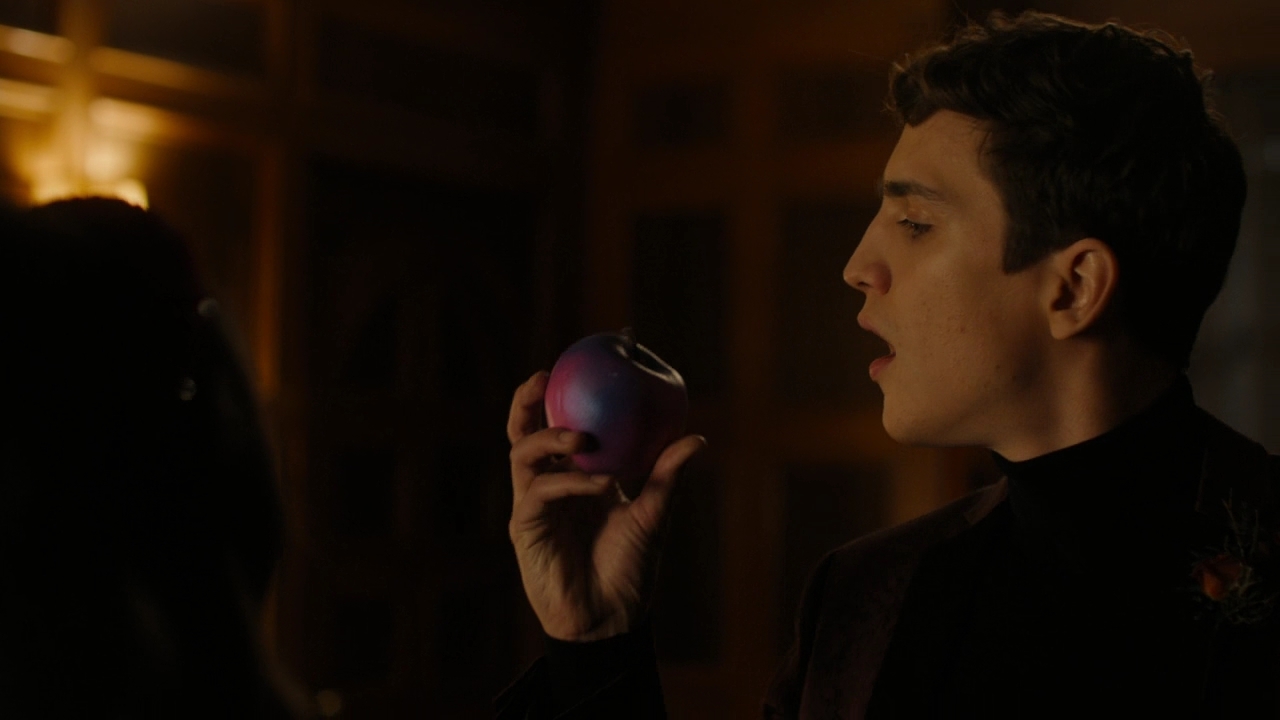 Charmed-Online-dot-nl_Charmed2x08TheRulesOfEngagement1633.jpg