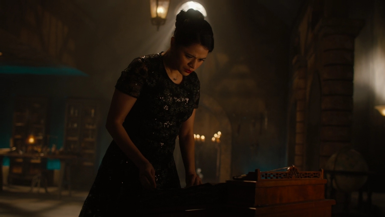 Charmed-Online-dot-nl_Charmed2x08TheRulesOfEngagement1673.jpg