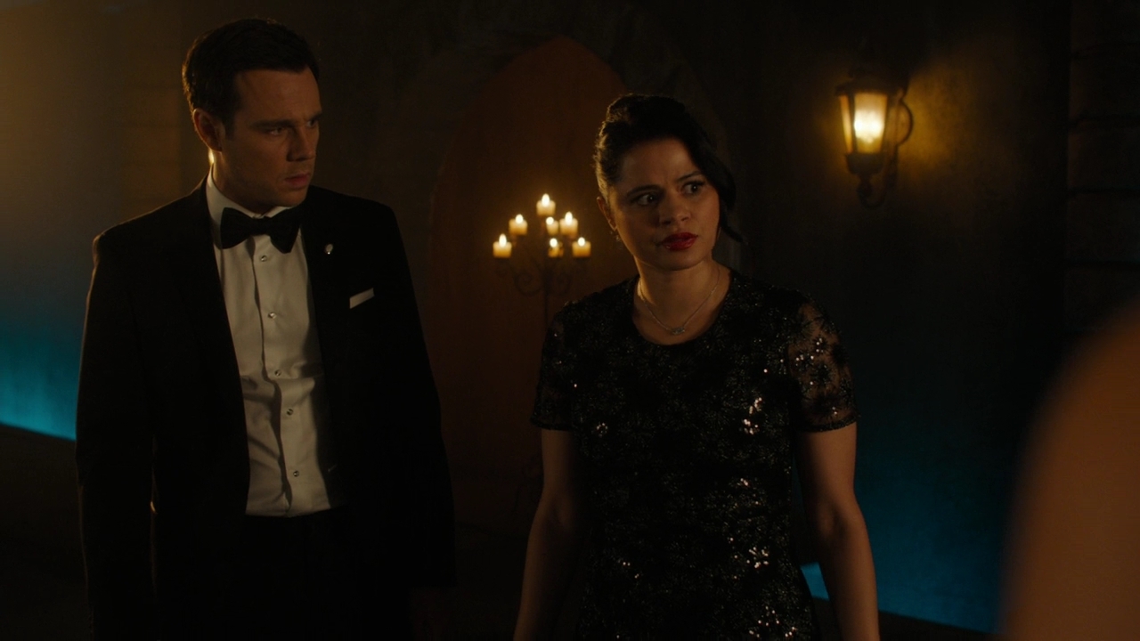 Charmed-Online-dot-nl_Charmed2x08TheRulesOfEngagement1883.jpg Charmed-Online-dot-nl_Charmed2x08TheRulesOfEngagement1883.jpg
