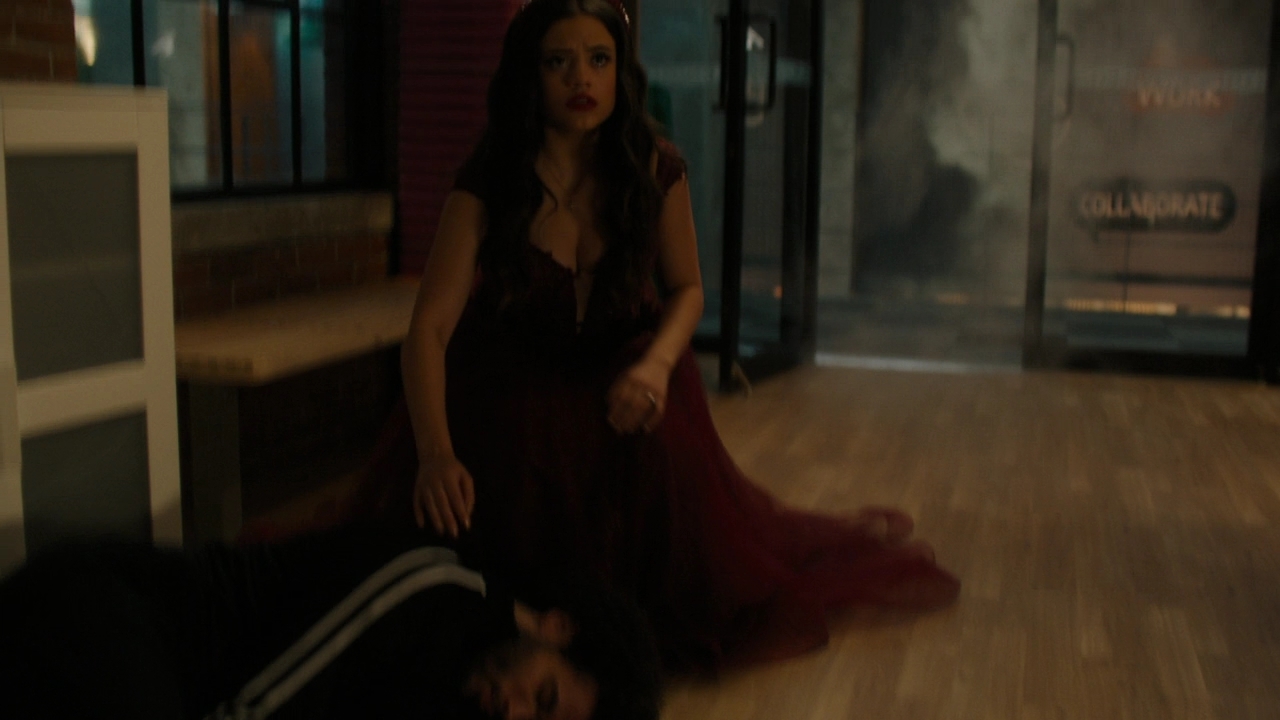 Charmed-Online-dot-nl_Charmed2x08TheRulesOfEngagement2070.jpg