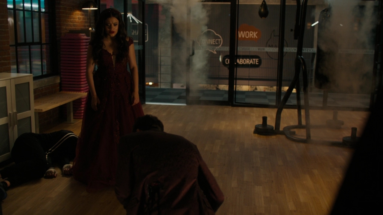 Charmed-Online-dot-nl_Charmed2x08TheRulesOfEngagement2104.jpg