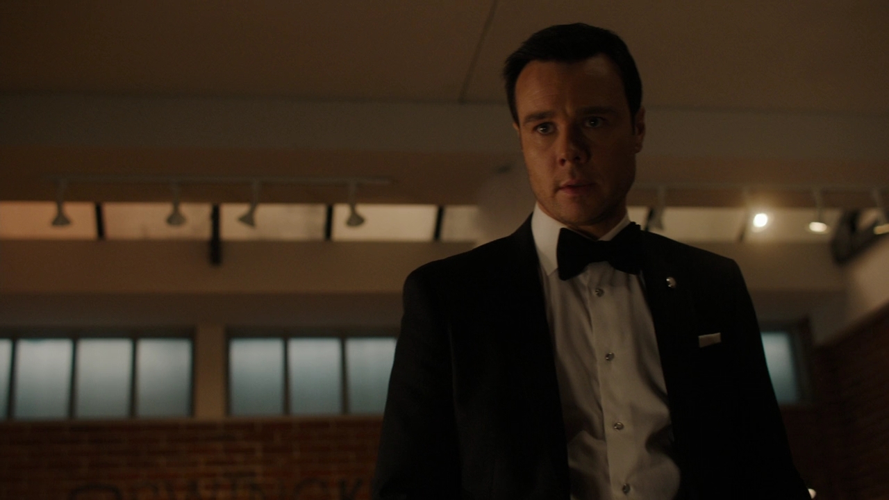 Charmed-Online-dot-nl_Charmed2x08TheRulesOfEngagement2128.jpg