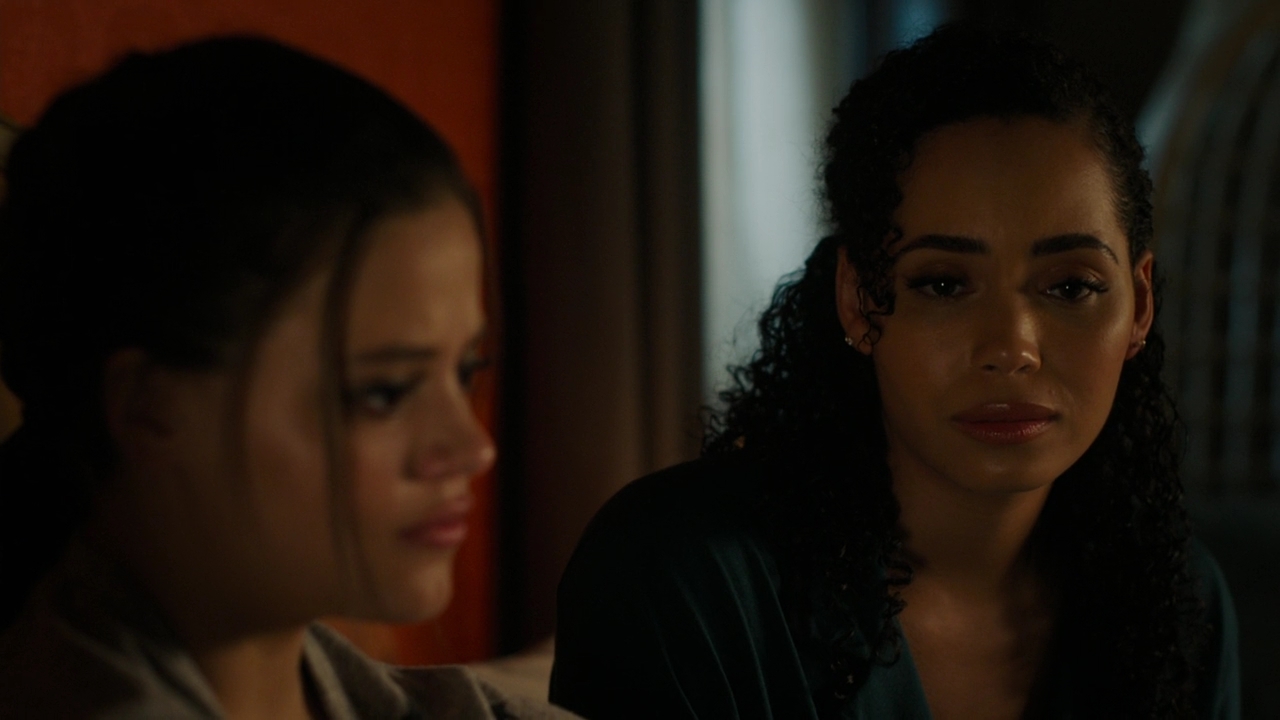 Charmed-Online-dot-nl_Charmed2x08TheRulesOfEngagement2204.jpg Charmed-Online-dot-nl_Charmed2x08TheRulesOfEngagement2204.jpg