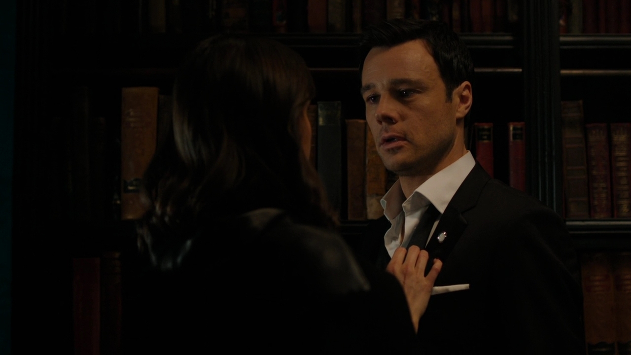 Charmed-Online-dot-nl_Charmed2x08TheRulesOfEngagement2296.jpg Charmed-Online-dot-nl_Charmed2x08TheRulesOfEngagement2296.jpg