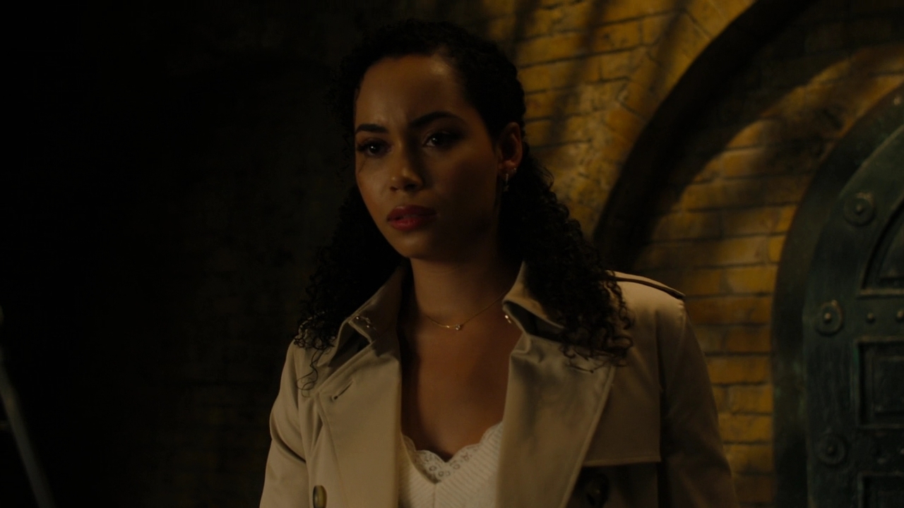 Charmed-Online-dot-nl_Charmed2x08TheRulesOfEngagement2307.jpg