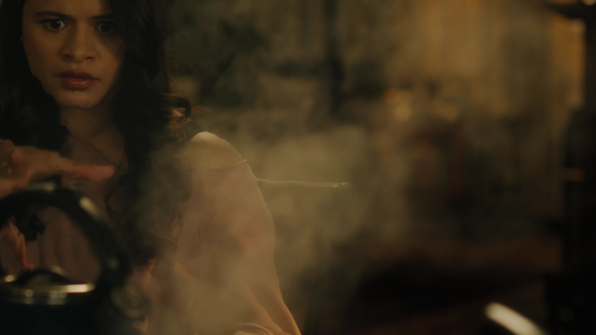 Charmed-Online-dot-nl_Charmed2x09GeussWhosComingToSafeSpaceSeattlle0099.jpg Charmed-Online-dot-nl_Charmed2x09GeussWhosComingToSafeSpaceSeattlle0099.jpg