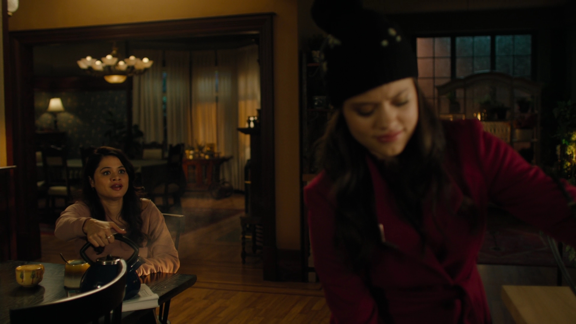 Charmed-Online-dot-nl_Charmed2x09GeussWhosComingToSafeSpaceSeattlle0107.jpg Charmed-Online-dot-nl_Charmed2x09GeussWhosComingToSafeSpaceSeattlle0107.jpg