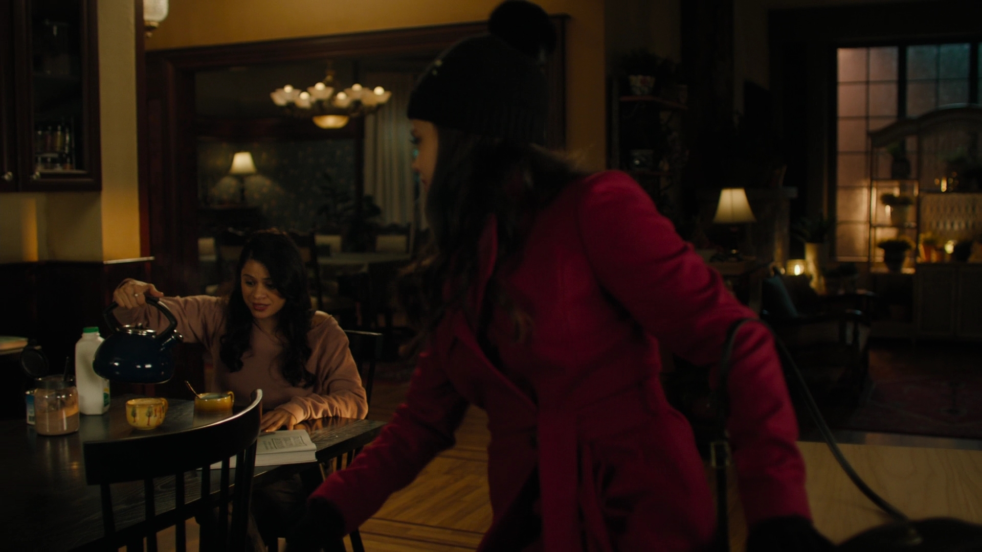 Charmed-Online-dot-nl_Charmed2x09GeussWhosComingToSafeSpaceSeattlle0109.jpg Charmed-Online-dot-nl_Charmed2x09GeussWhosComingToSafeSpaceSeattlle0109.jpg