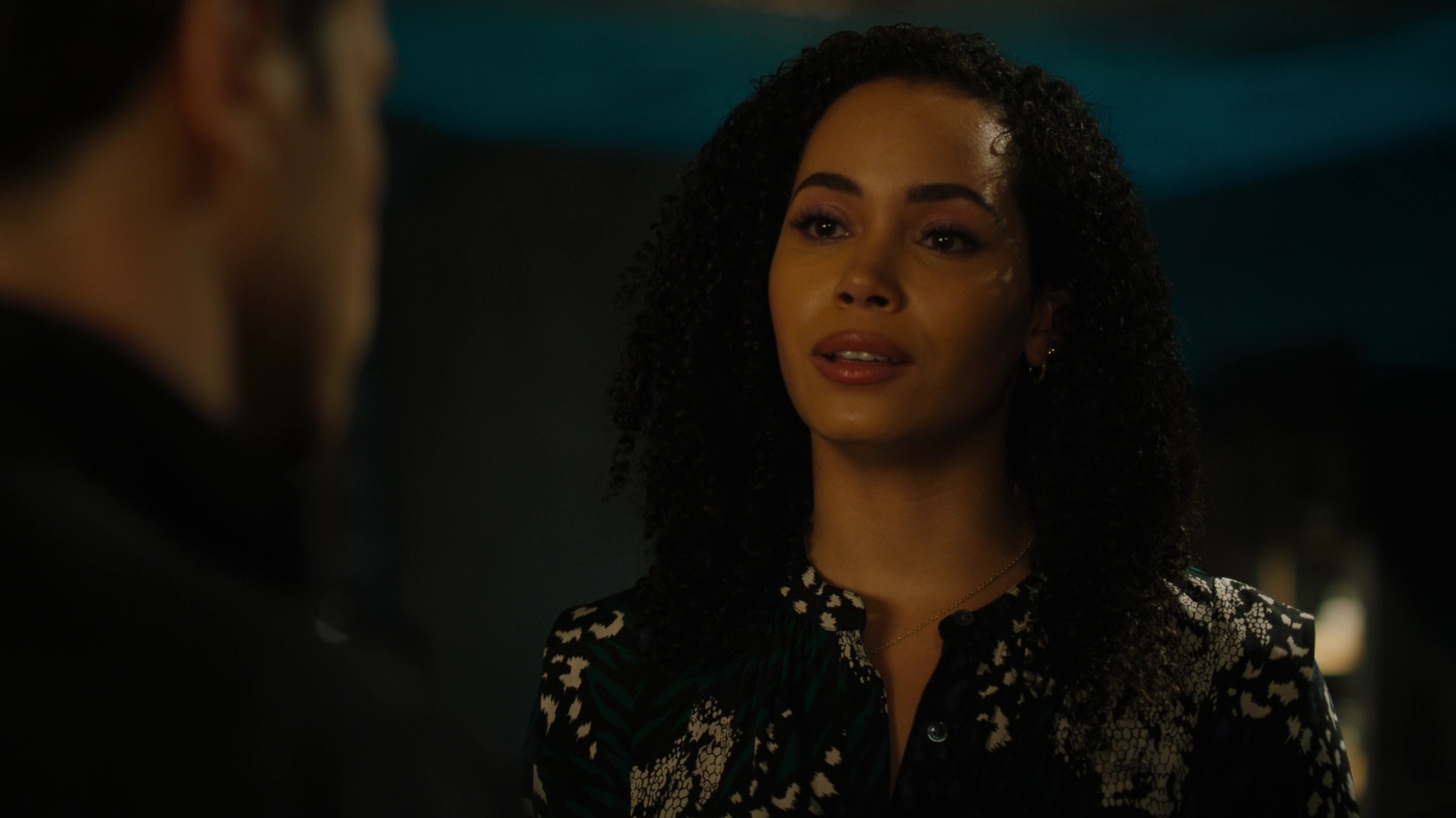 Charmed-Online-dot-nl_Charmed2x09GeussWhosComingToSafeSpaceSeattlle0247.jpg