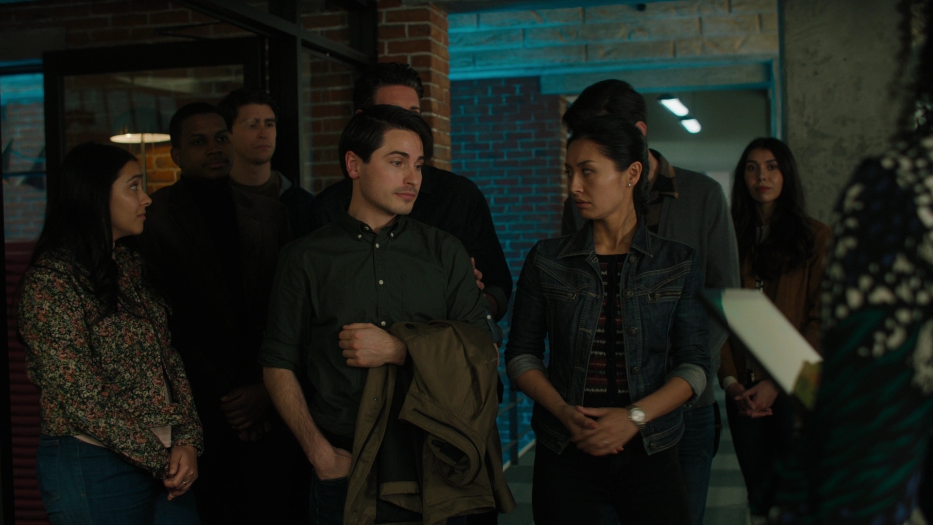 Charmed-Online-dot-nl_Charmed2x09GeussWhosComingToSafeSpaceSeattlle0337.jpg Charmed-Online-dot-nl_Charmed2x09GeussWhosComingToSafeSpaceSeattlle0337.jpg