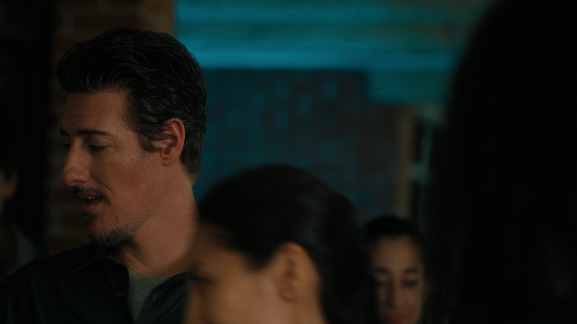 Charmed-Online-dot-nl_Charmed2x09GeussWhosComingToSafeSpaceSeattlle0385.jpg