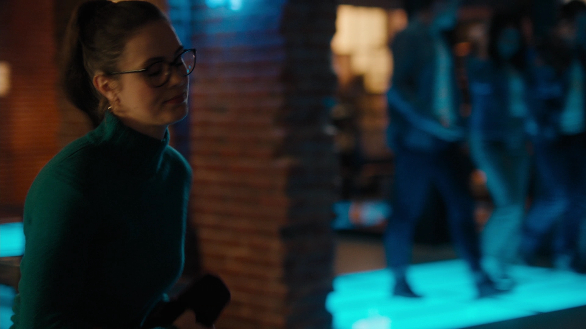 Charmed-Online-dot-nl_Charmed2x09GeussWhosComingToSafeSpaceSeattlle0444.jpg